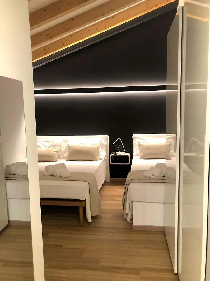 Ottomood House Catania 아파트